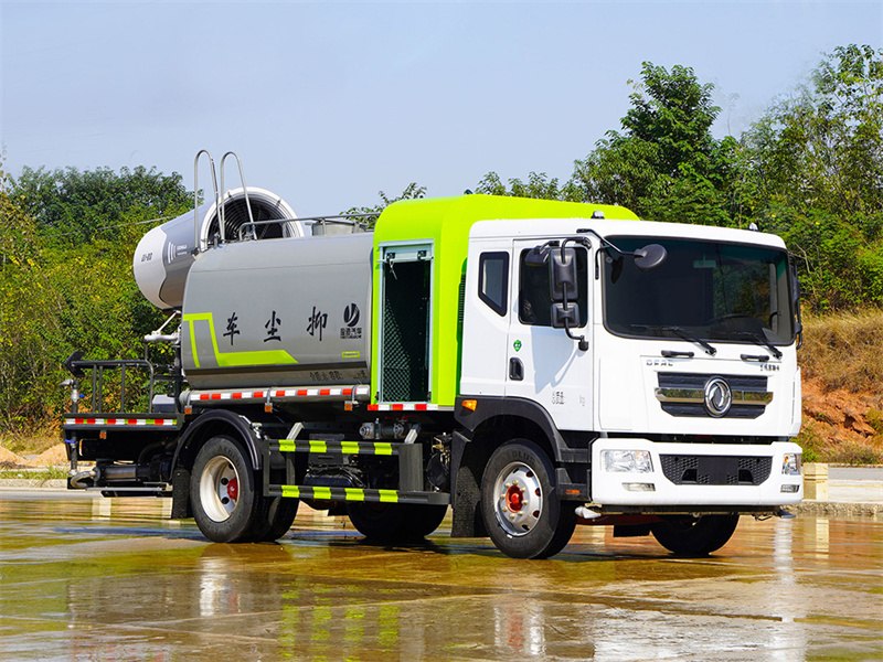 東風(fēng)大型霧炮灑水車-東風(fēng)10方大型抑塵灑水車 東風(fēng)大型霧炮灑水車-東風(fēng)10方大型抑塵灑水車